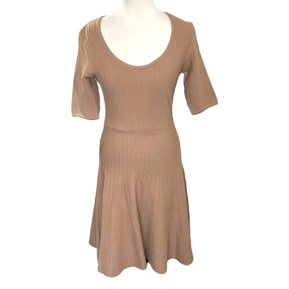 BCBGMaxAzria Size M Allie Knit Dress Fit & Flare Career Minimalist Capsule NWOT - Picture 1 of 12